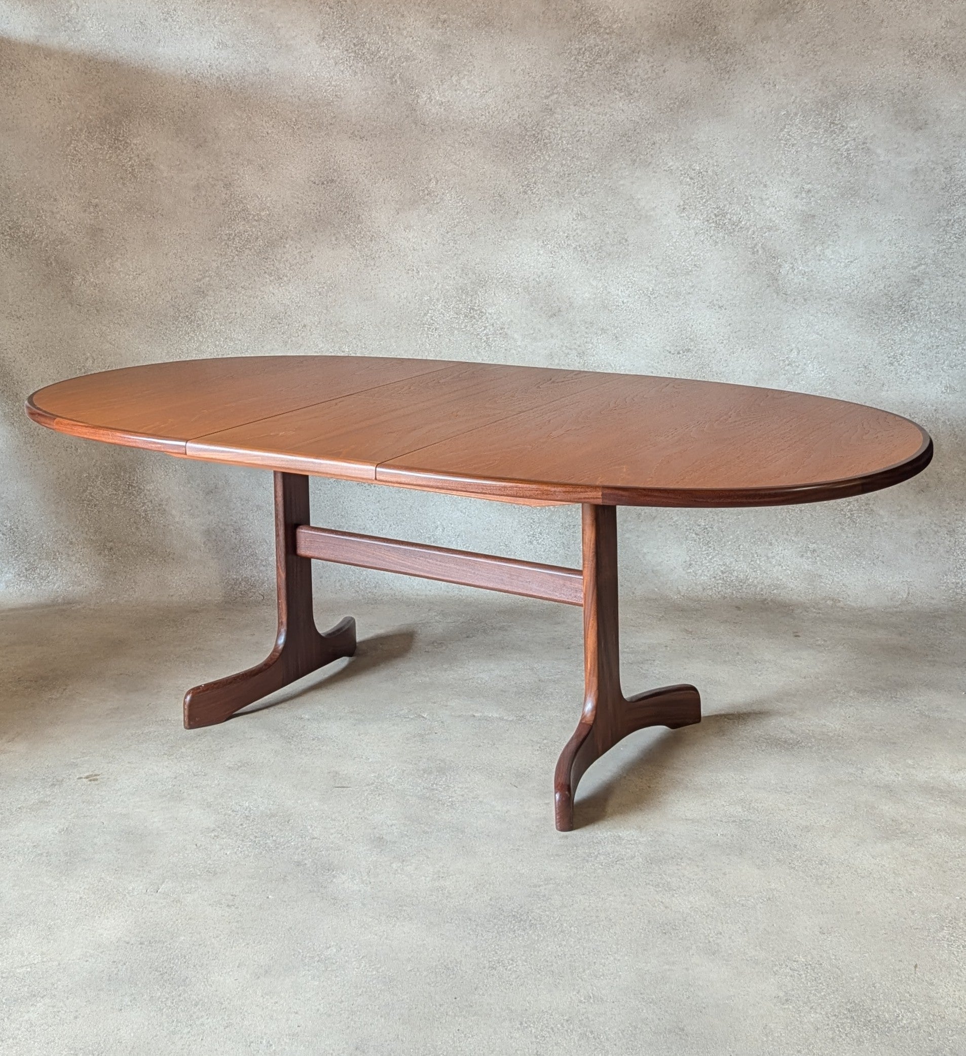 Mid Century G Plan Fresco Teak Extending Oval Dining Table - Vintage 1970s
