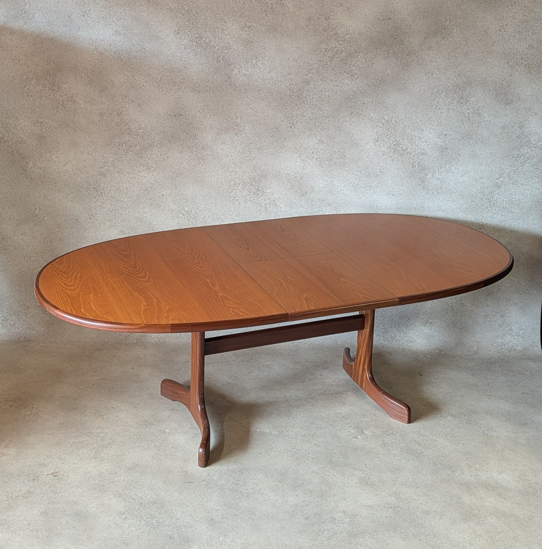 Mid Century G Plan Fresco Teak Extending Oval Dining Table - Vintage 1970s