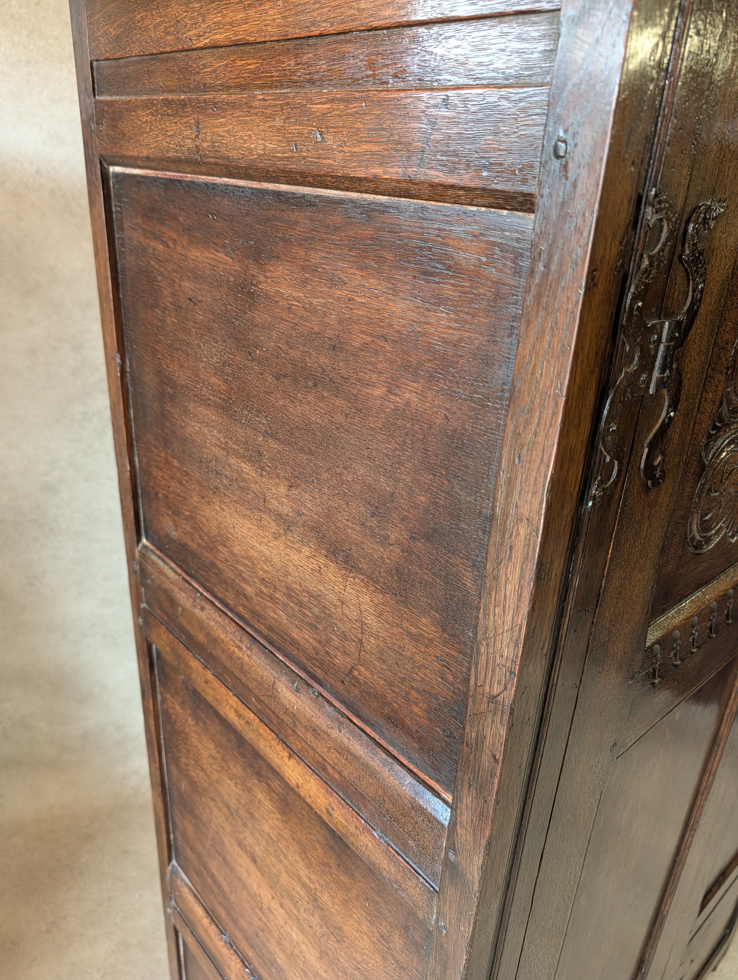 Antique Oak Arts & Crafts Style Jacobean Revival Hall Wardrobe Cupboard