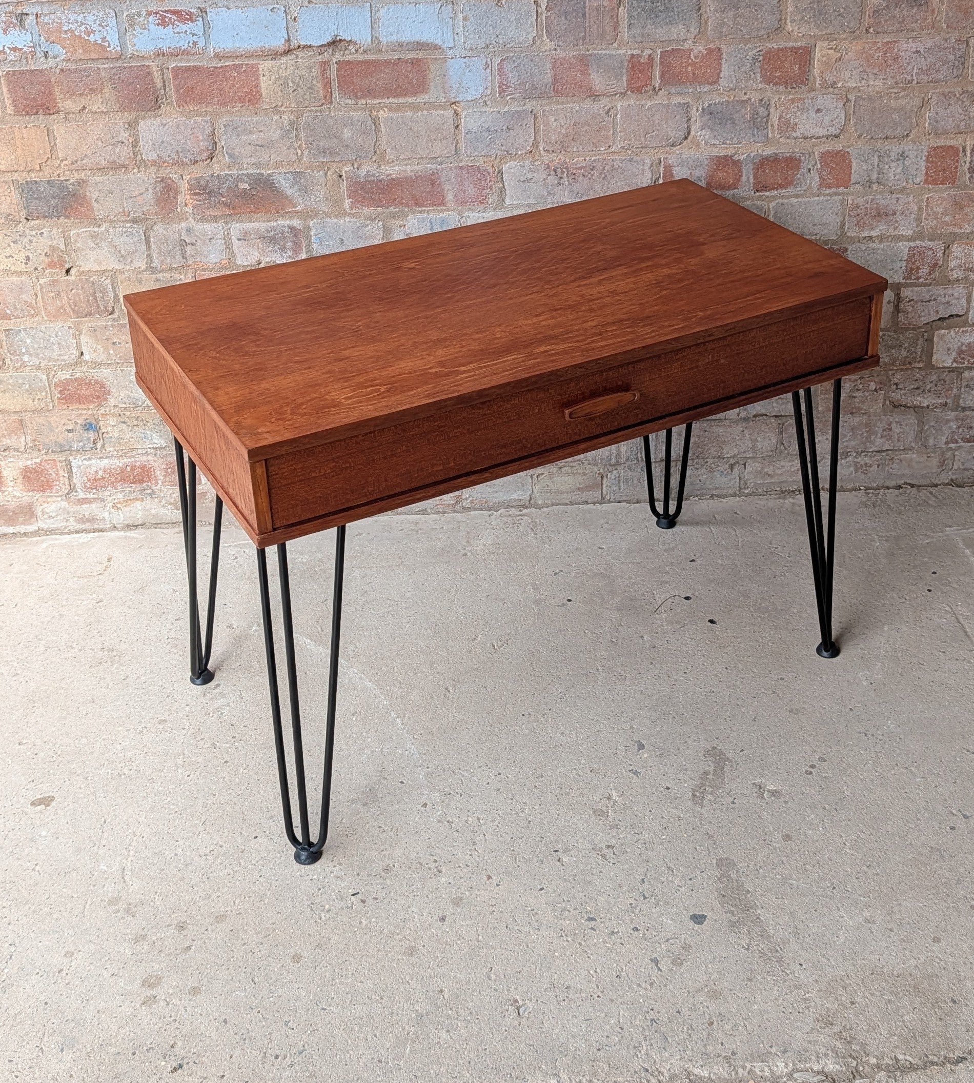 Mid Century Teak Avalon Side Table Vintage Hall / Console Table On Hair Pin Legs