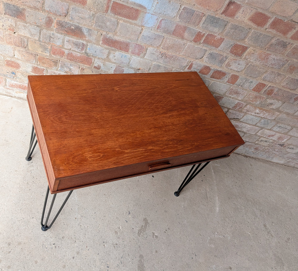 Mid Century Teak Avalon Side Table Vintage Hall / Console Table On Hair Pin Legs