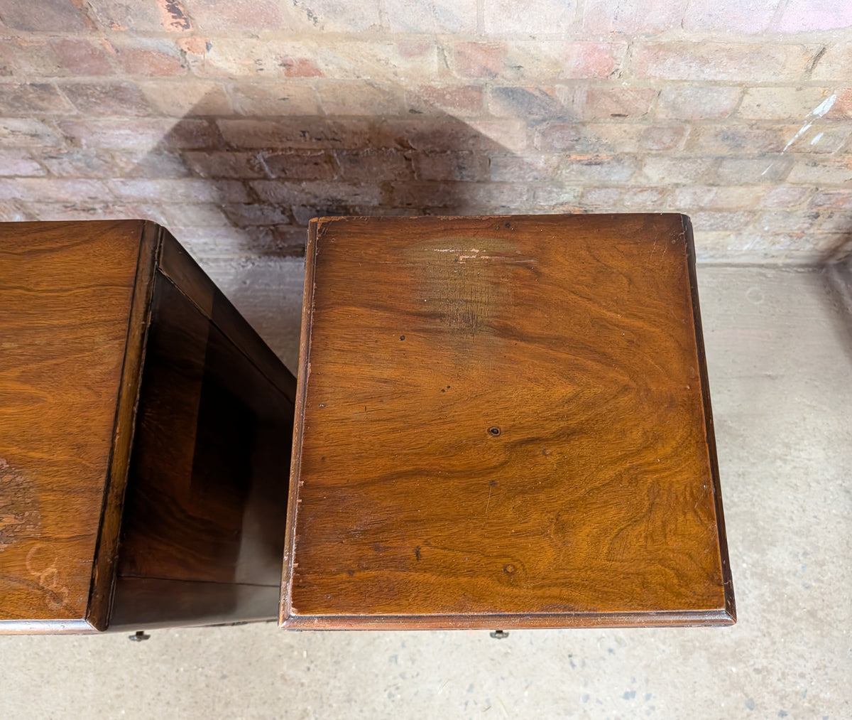 Pair Of Vintage Burr Walnut Queen Anne Style / Art Deco Bedside Cabinets 1930s