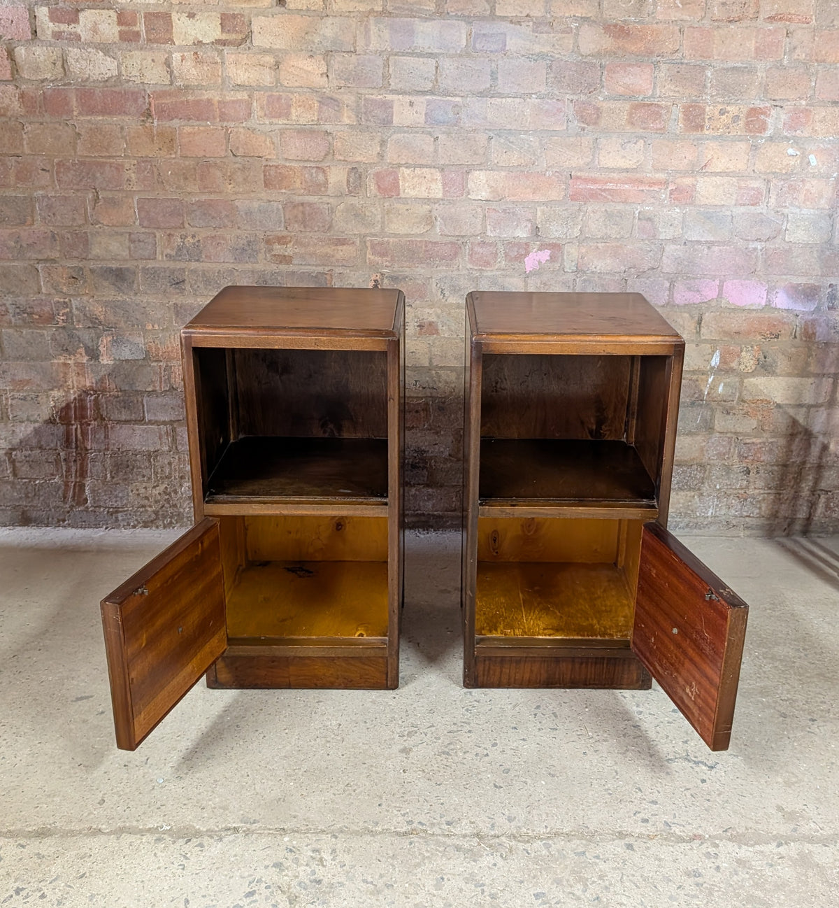 Pair Of Vintage Burr Walnut Queen Anne Style / Art Deco Bedside Cabinets 1930s