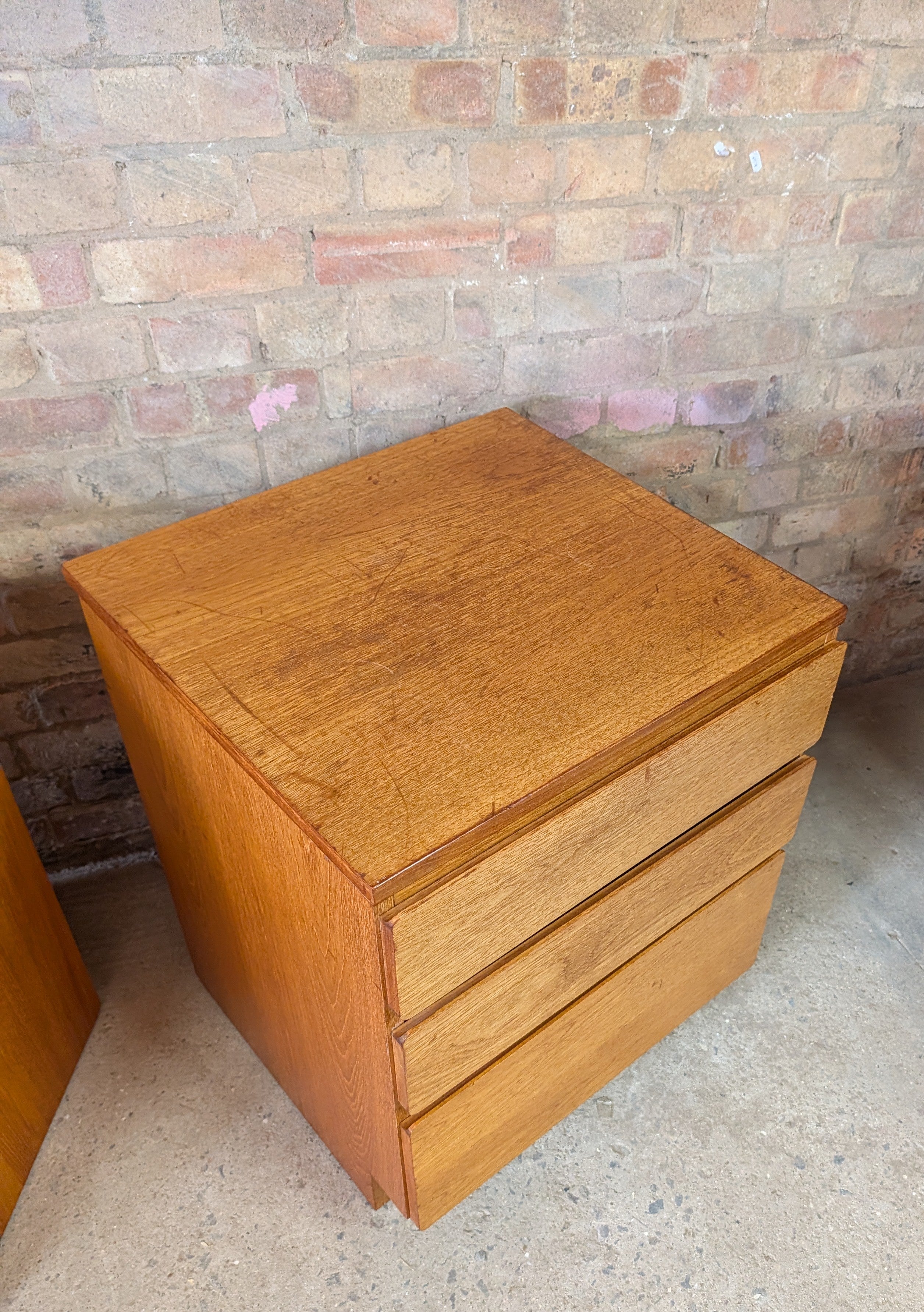 Pair Of Mid Century Teak Bedside Chests / Chest Of Drawers