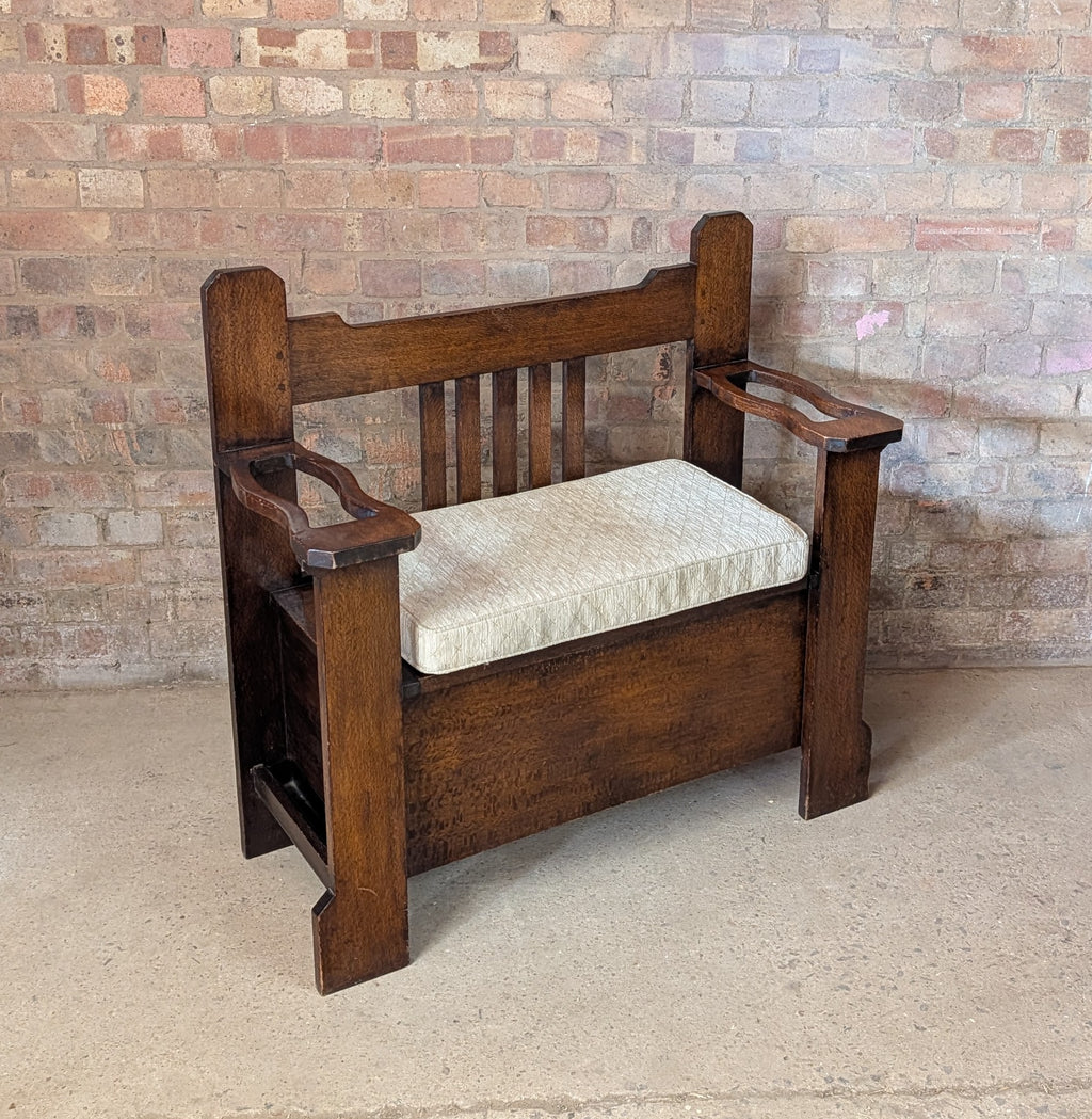 Antique Arts & Crafts Oak Hall Bench Settle Monks Bench C.1910