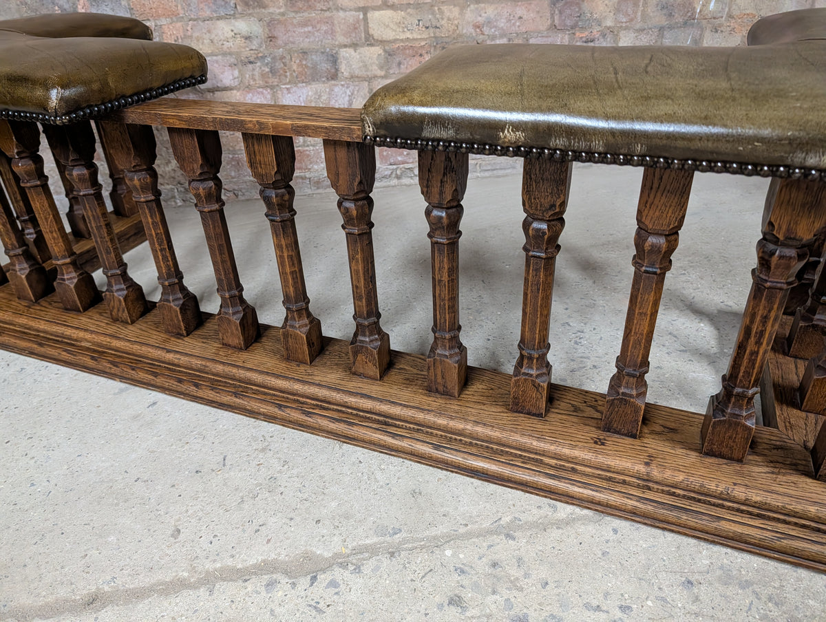 Antique Arts & Crafts Oak Club Fender / Fire Fender - Leather Seats