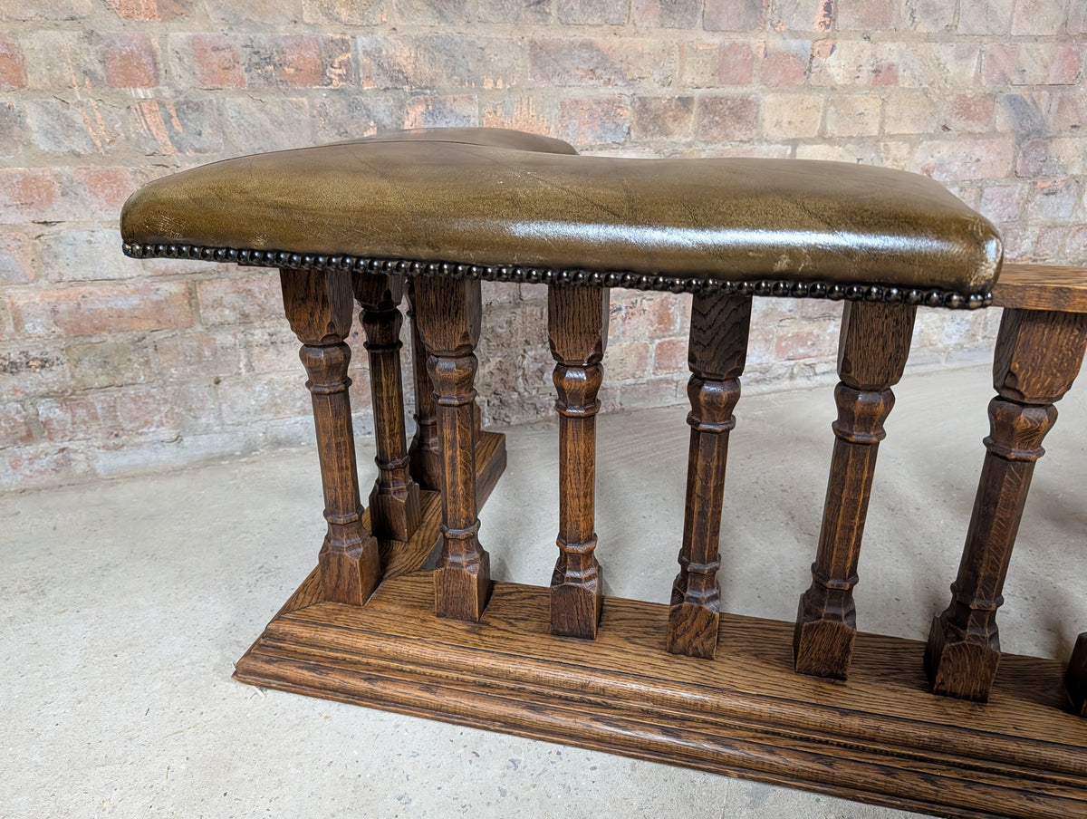 Antique Arts & Crafts Oak Club Fender / Fire Fender - Leather Seats