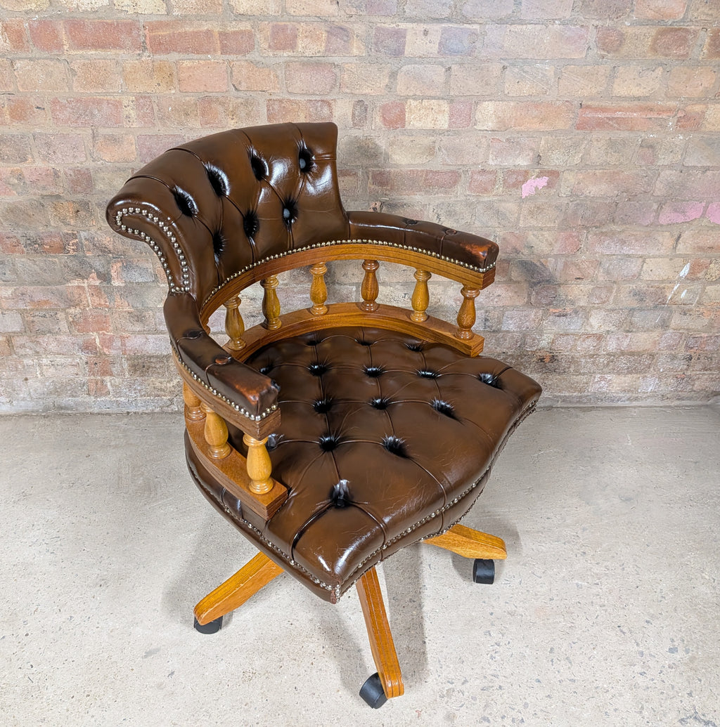 Vintage Brown Leather Chesterfield Captains Chair Swivel Office Desk Chair