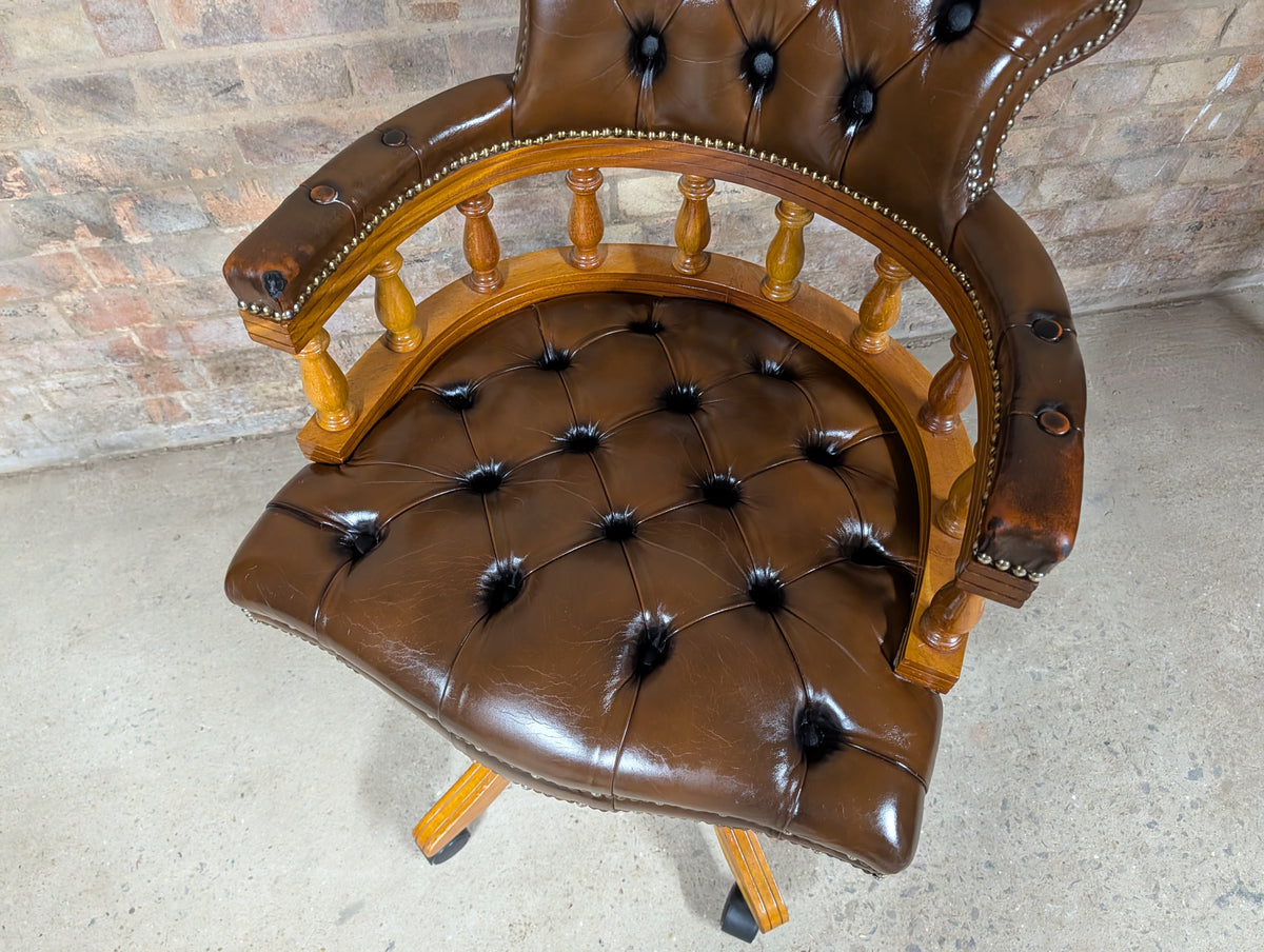 Vintage Brown Leather Chesterfield Captains Chair Swivel Office Desk Chair