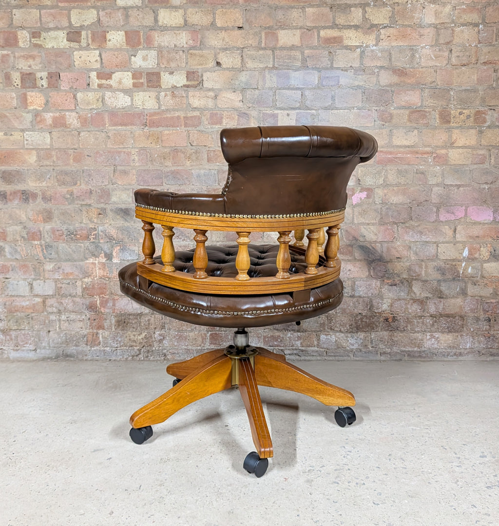 Vintage Brown Leather Chesterfield Captains Chair Swivel Office Desk Chair