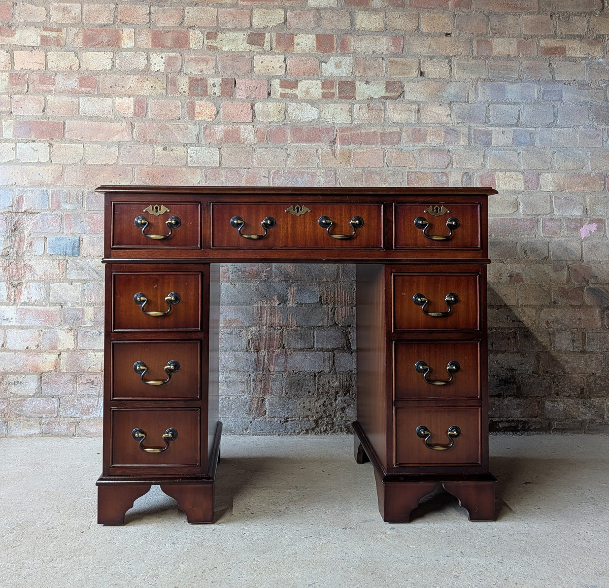 Vintage Georgian Style Mahogany Leather Top Small Pedestal Writing Desk