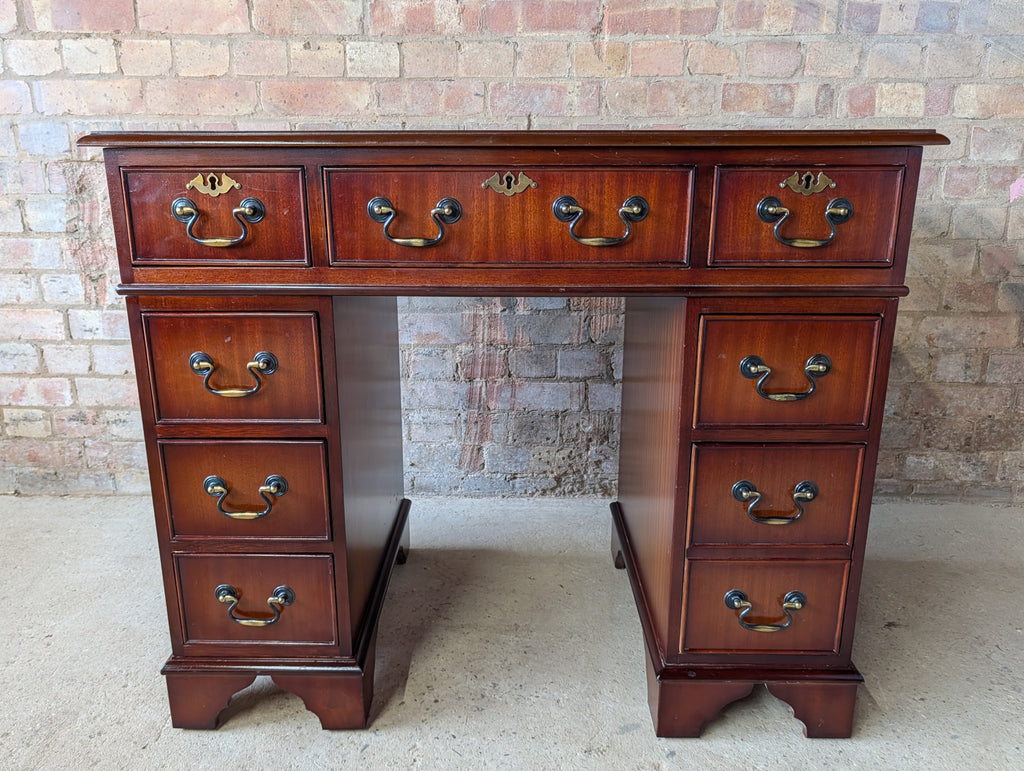 Vintage Georgian Style Mahogany Leather Top Small Pedestal Writing Desk