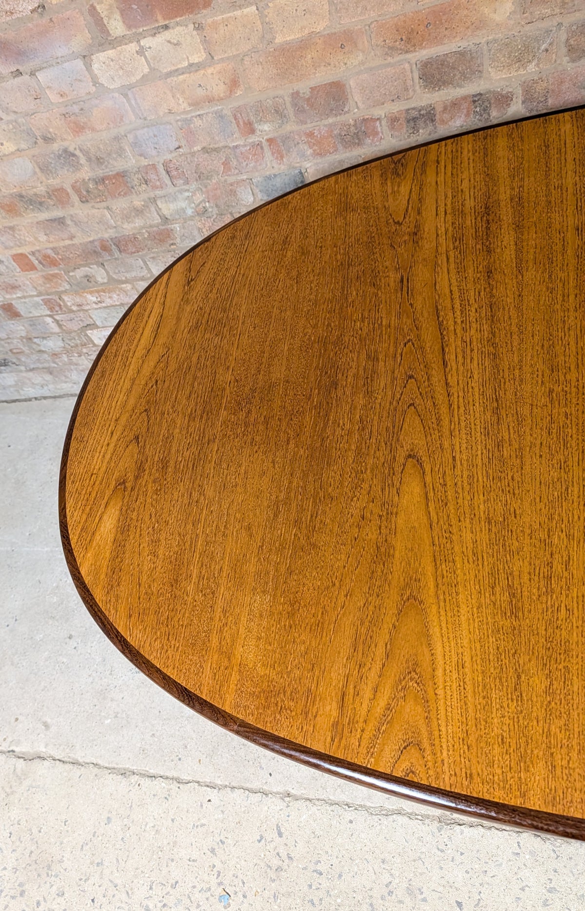 Mid Century G Plan Fresco Teak Extending Oval Dining Table - Vintage 1970s