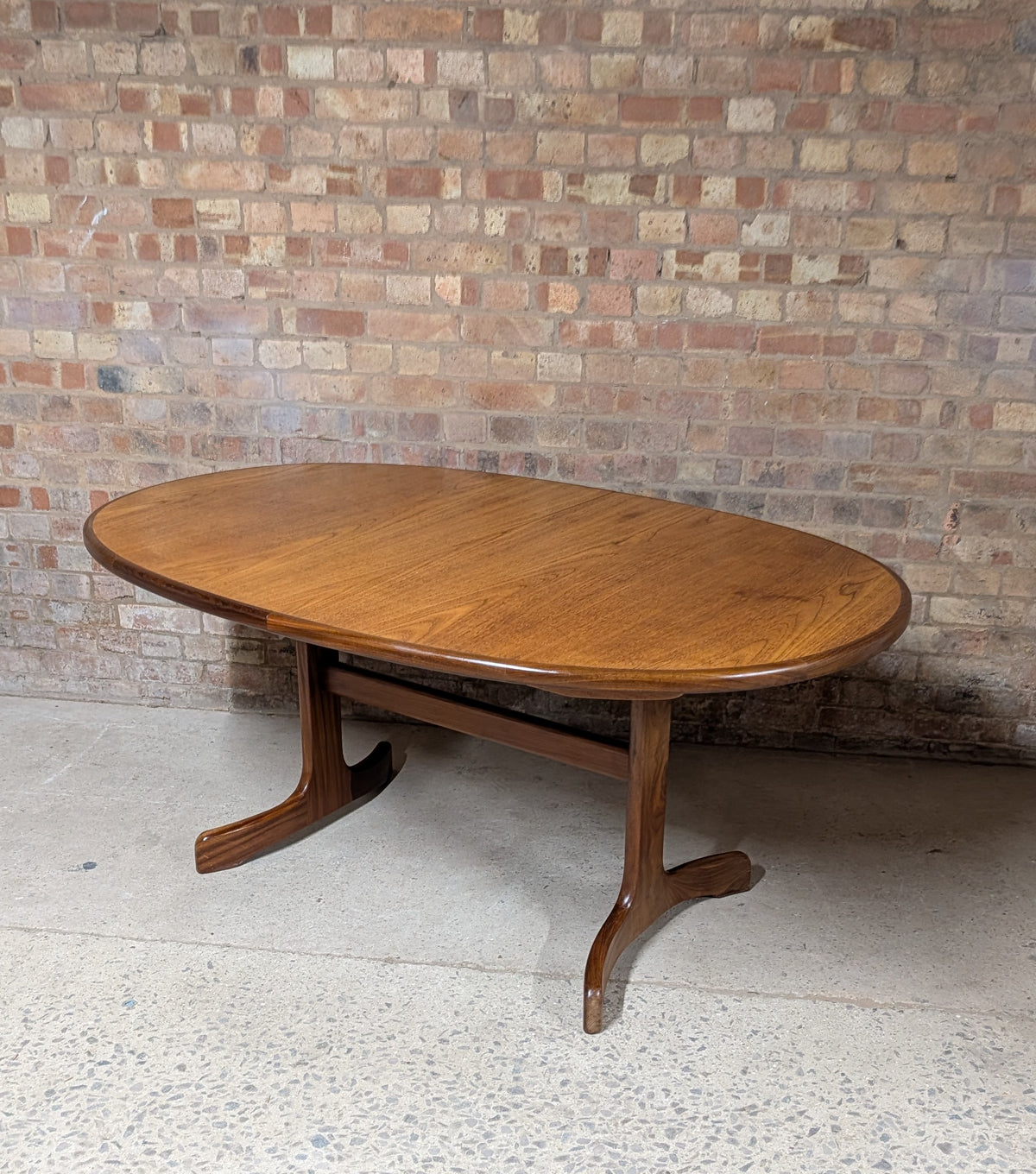 Mid Century G Plan Fresco Teak Extending Oval Dining Table - Vintage 1970s