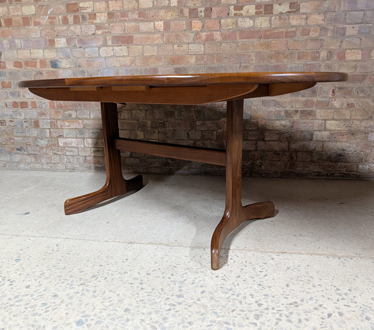 Mid Century G Plan Fresco Teak Extending Oval Dining Table - Vintage 1970s