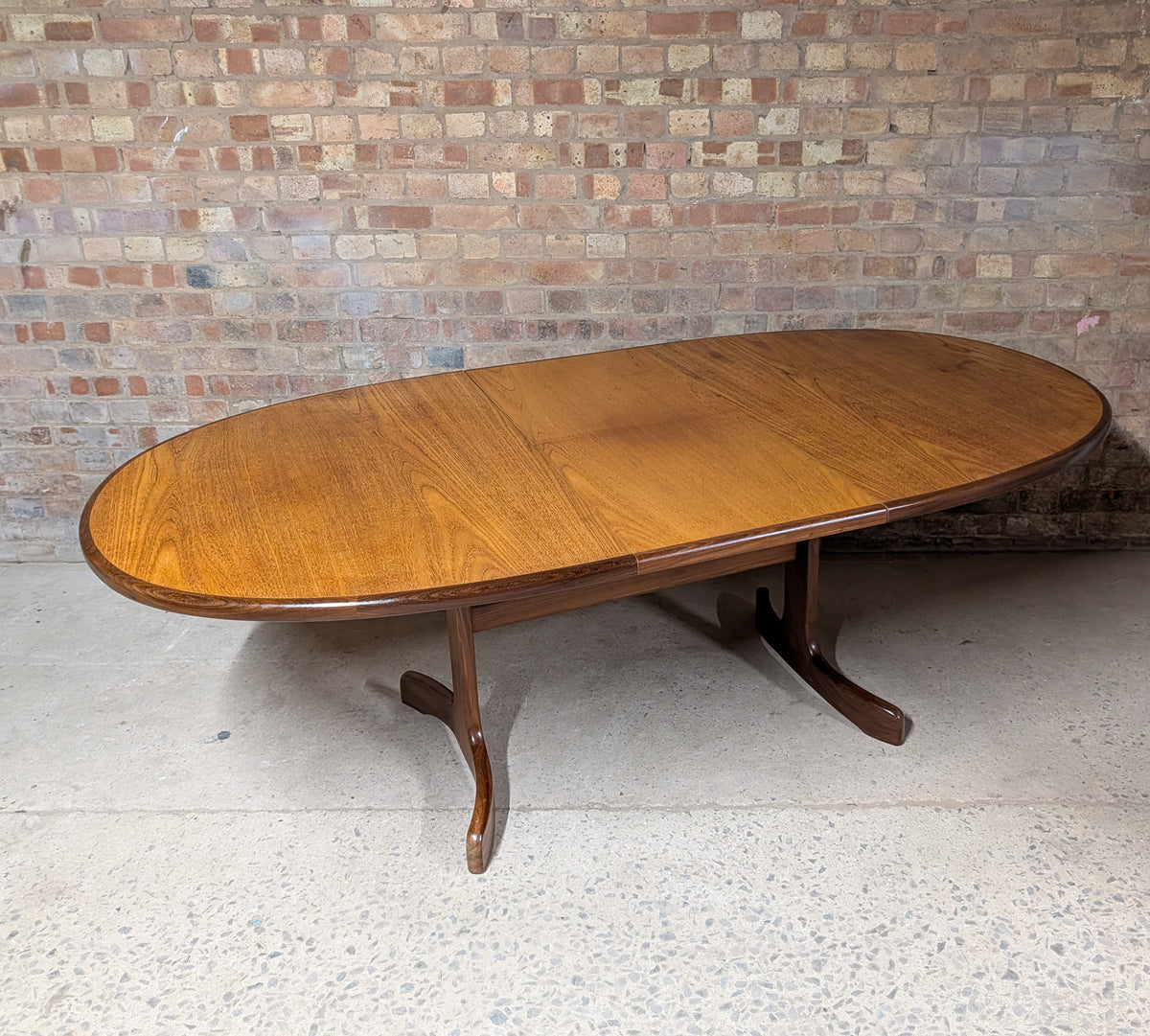 Mid Century G Plan Fresco Teak Extending Oval Dining Table - Vintage 1970s