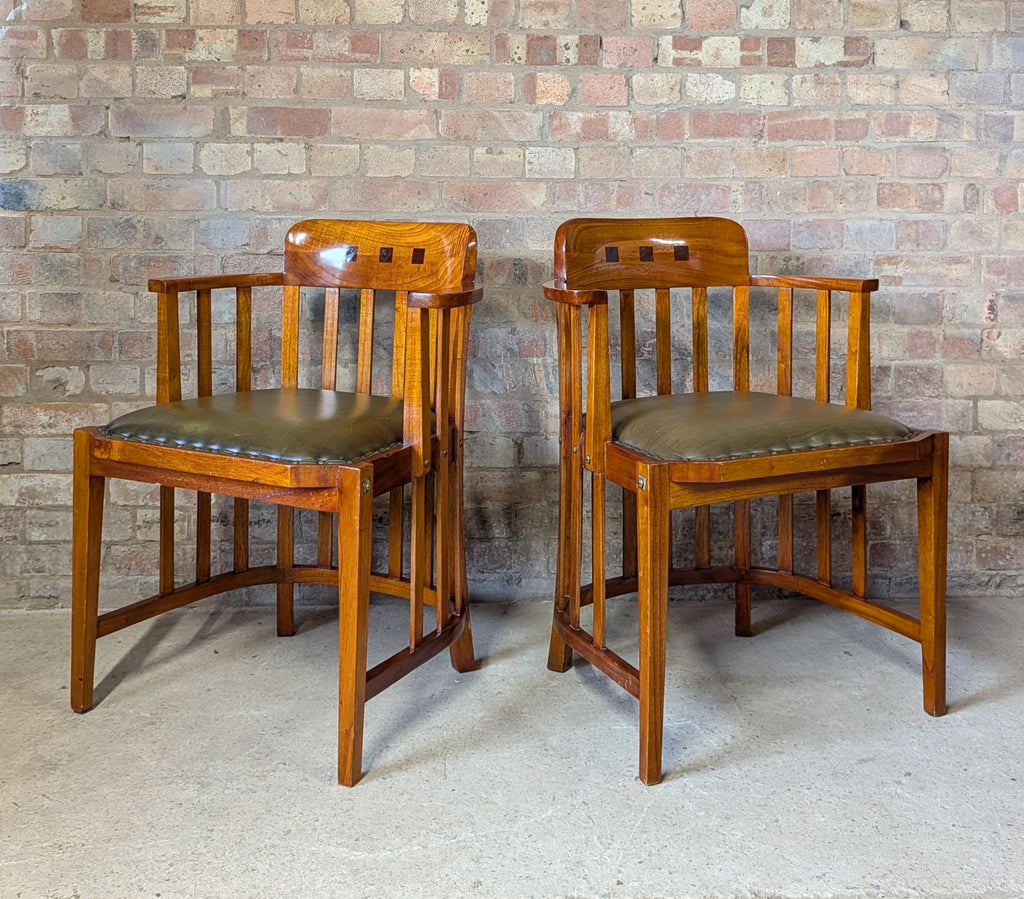 Pair Of Antique Globe Wernicke Arts & Crafts Armchairs Fireside / Hall Chairs