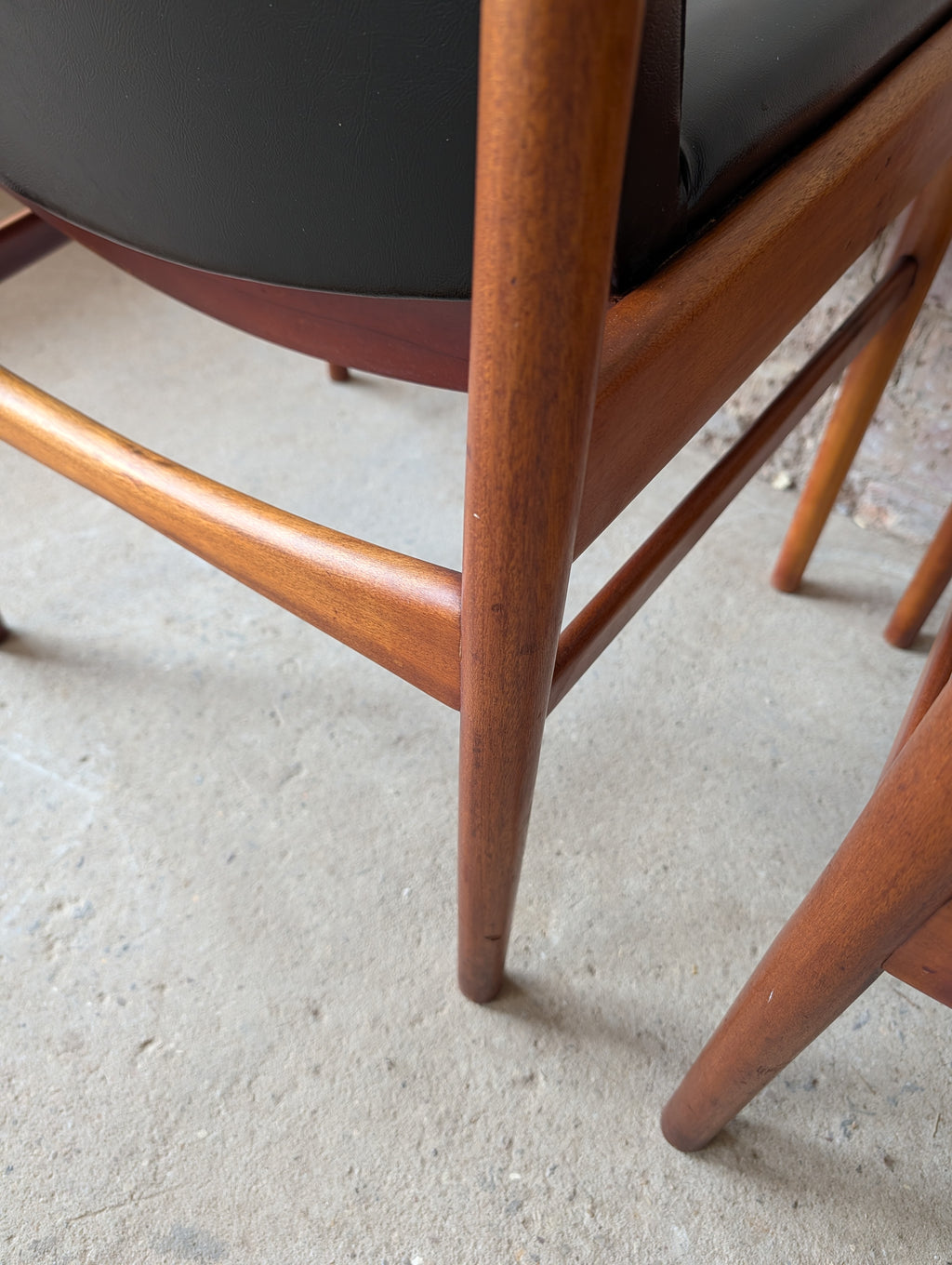 Set Of 4 Mid Century Teak Beithcraft Dining Chairs 1960s