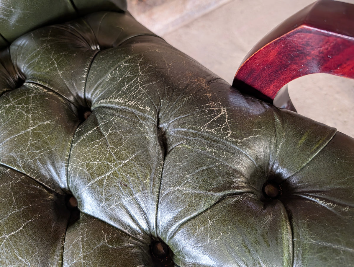 Vintage Green Leather Chesterfield Directors Chair Swivel Office Desk Chair