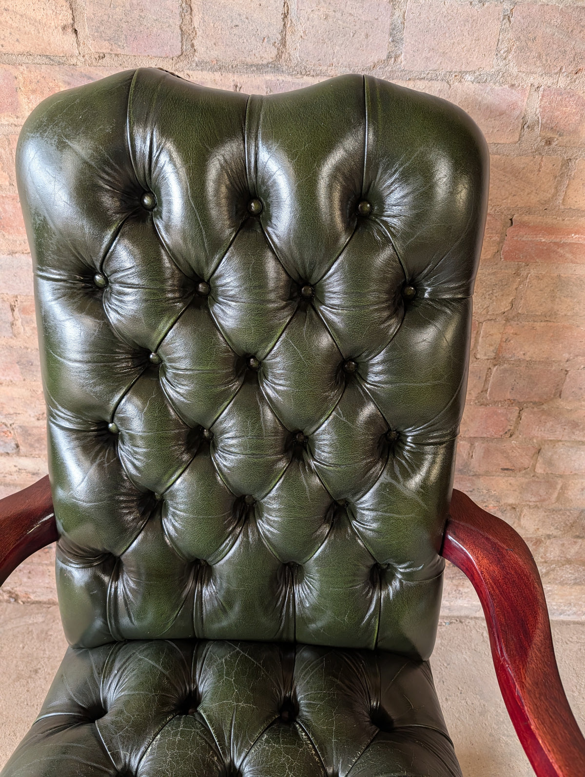 Vintage Green Leather Chesterfield Directors Chair Swivel Office Desk Chair
