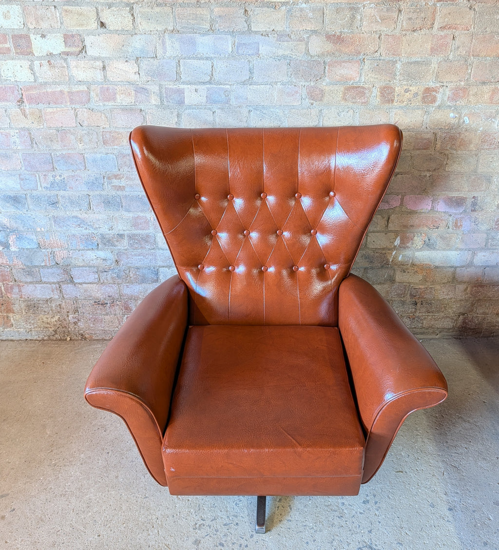 Mid Century Blofeld Style Swivel Wingback Armchair - Vintage 1970s