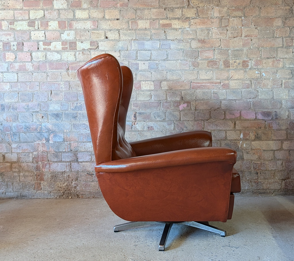 Mid Century Blofeld Style Swivel Wingback Armchair - Vintage 1970s