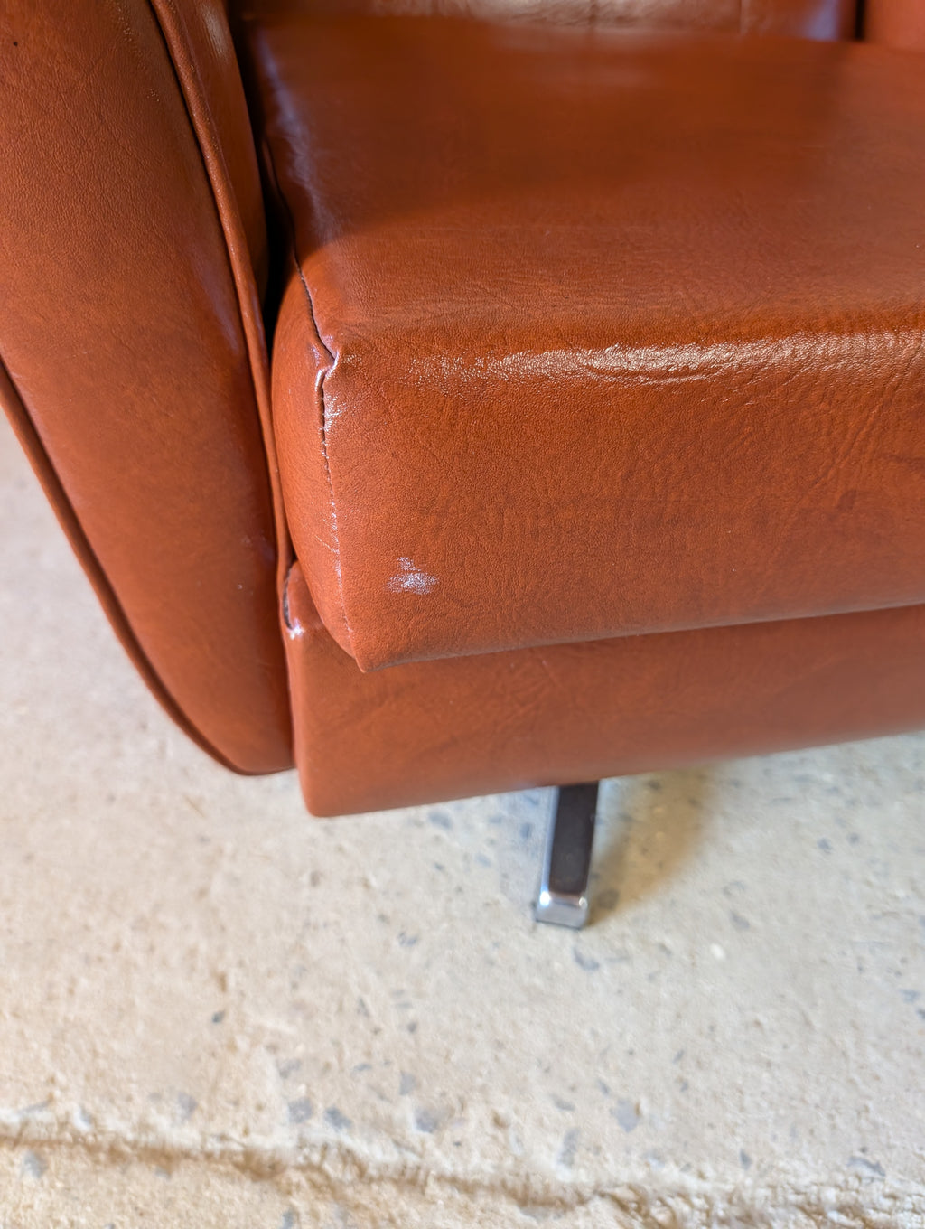 Mid Century Blofeld Style Swivel Wingback Armchair - Vintage 1970s