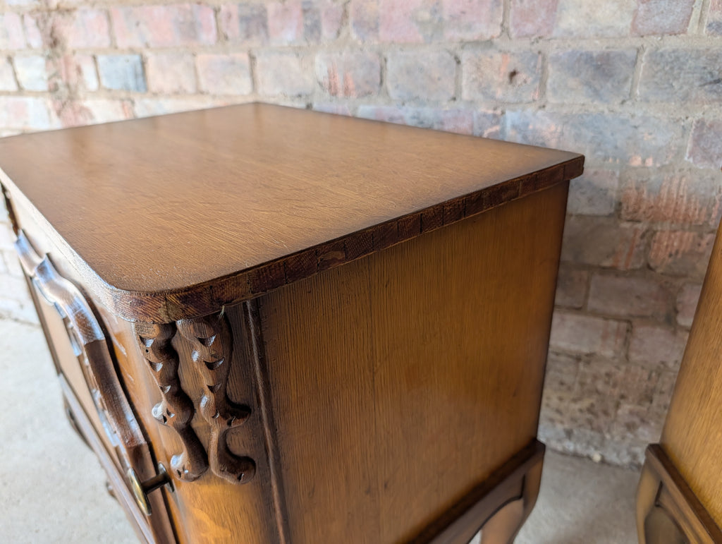 Pair Of Vintage Louis XV Style Oak Bedside Cabients