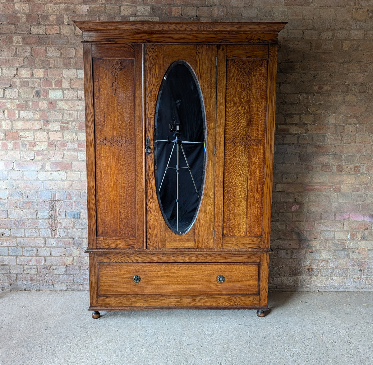 Antique Edwardian Oak Arts & Crafts Wardrobe With Mirror