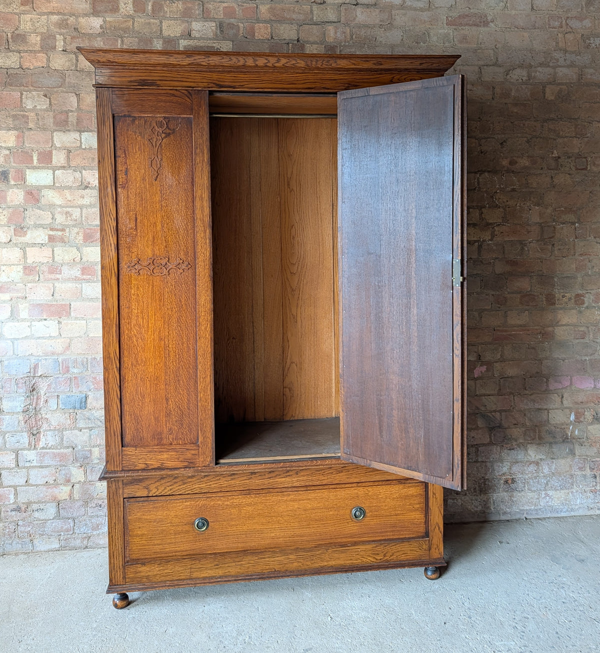 Antique Edwardian Oak Arts & Crafts Wardrobe With Mirror