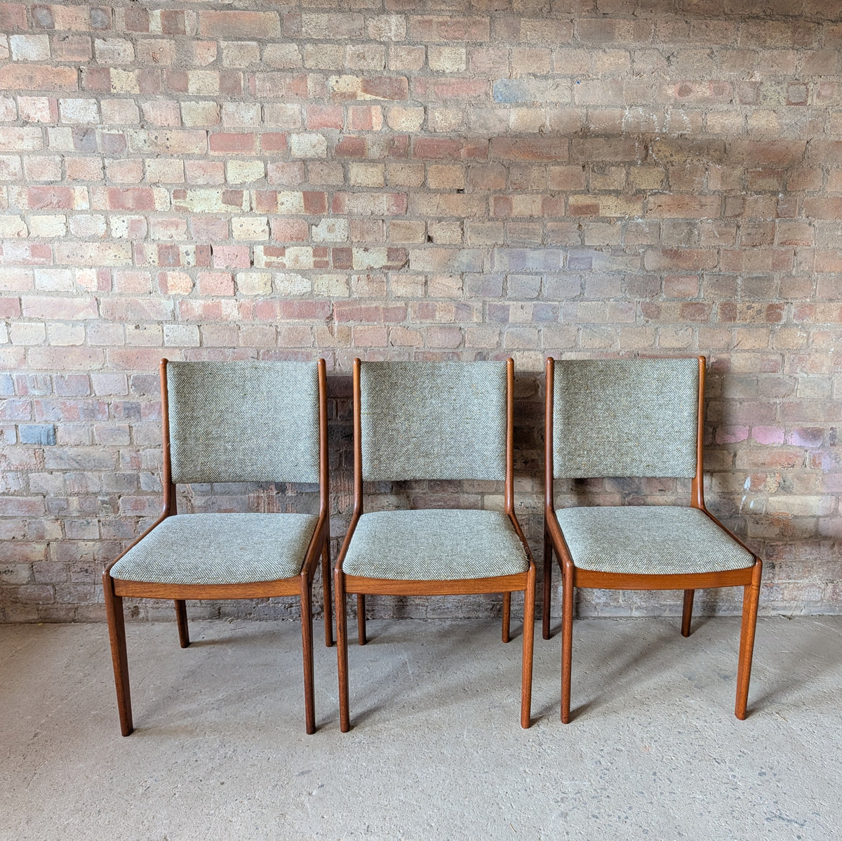 Set Of 6 Mid Century Teak Danish Dining Chairs