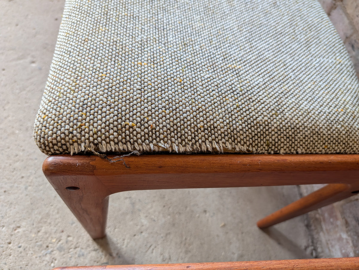 Set Of 6 Mid Century Teak Danish Dining Chairs