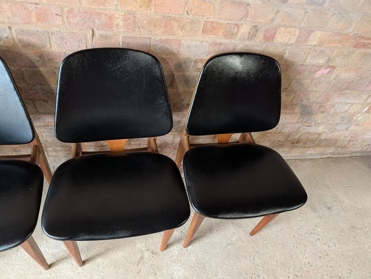 Mid Century Elliots Of Newbury Teak Extending Dining Table And 4 Chairs