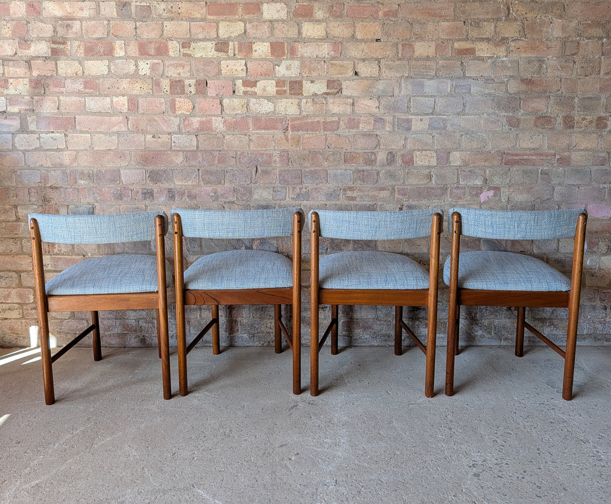Mid Century McIntosh 'roundette'  Space Saving Teak Dining Table And 4 Chairs