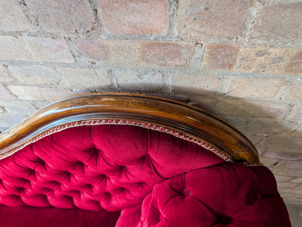 Victorian Scroll End Antique Chaise Longue Walnut Lounge Sofa Day Bed