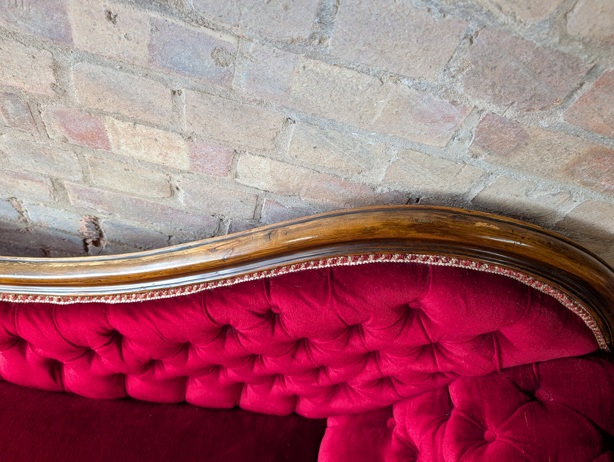 Victorian Scroll End Antique Chaise Longue Walnut Lounge Sofa Day Bed