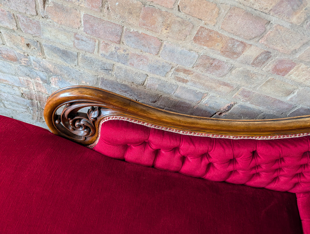 Victorian Scroll End Antique Chaise Longue Walnut Lounge Sofa Day Bed