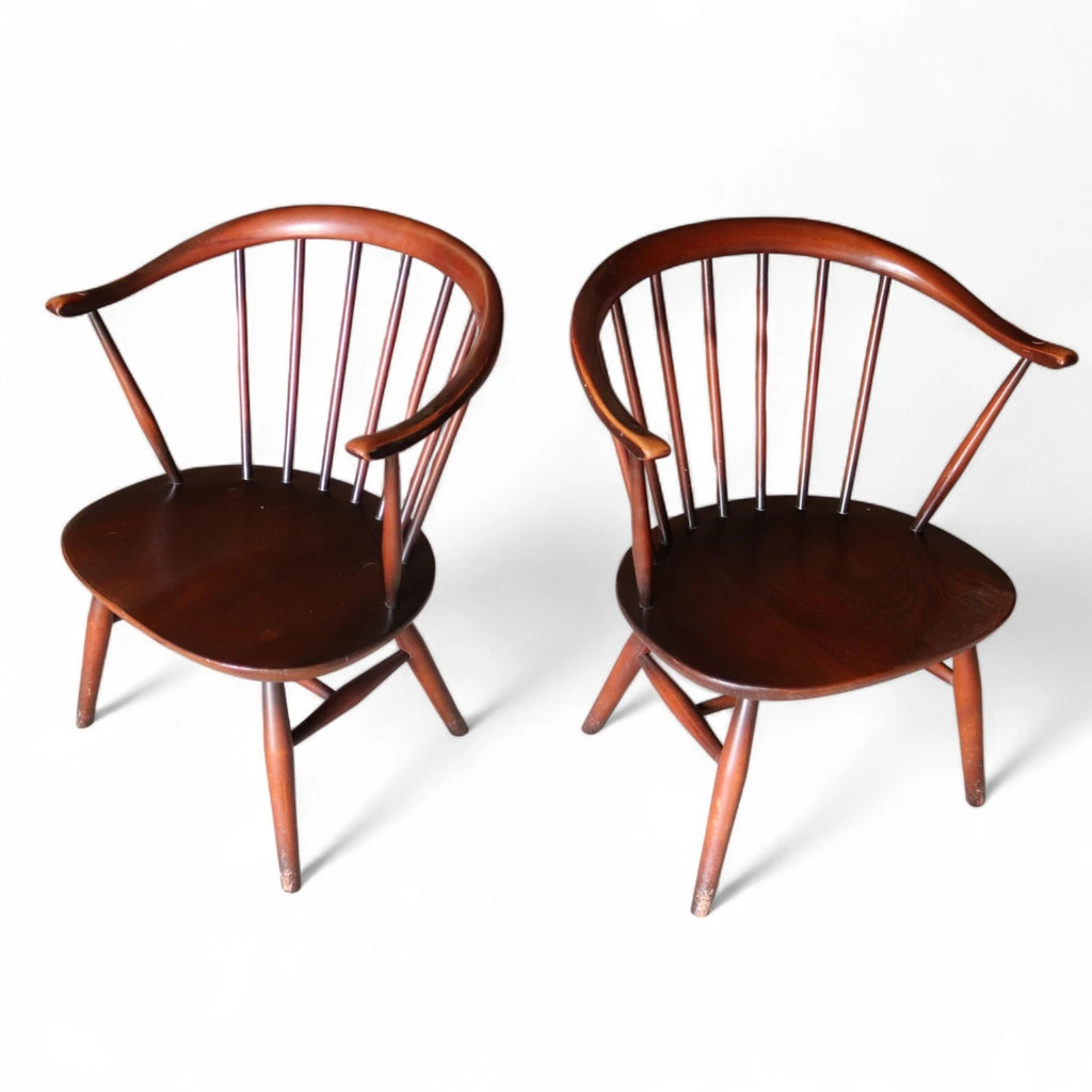 Pair Of Ercol 541 Cowhorn Low Fireside Lounge Chairs / Armchairs