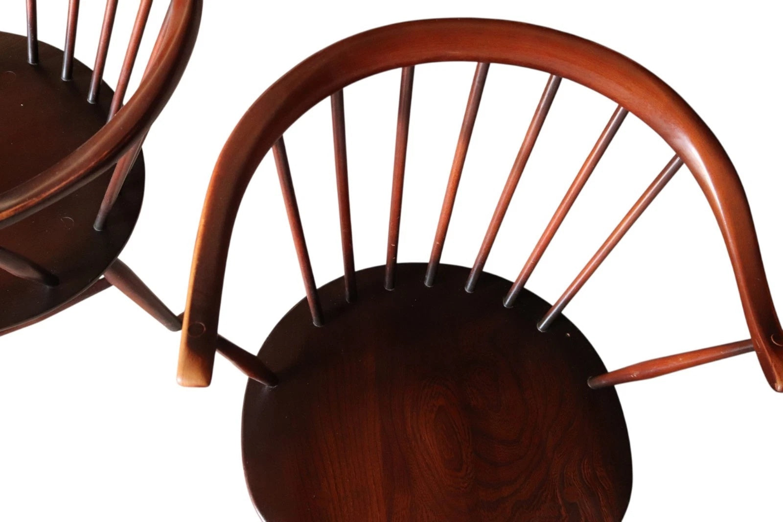 Pair Of Ercol 541 Cowhorn Low Fireside Lounge Chairs / Armchairs