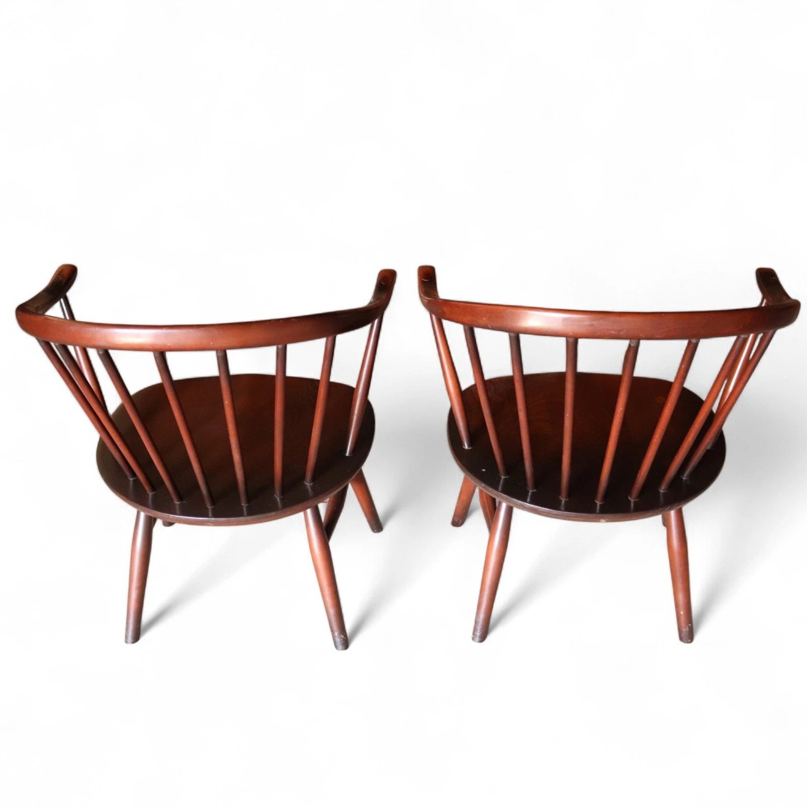 Pair Of Ercol 541 Cowhorn Low Fireside Lounge Chairs / Armchairs