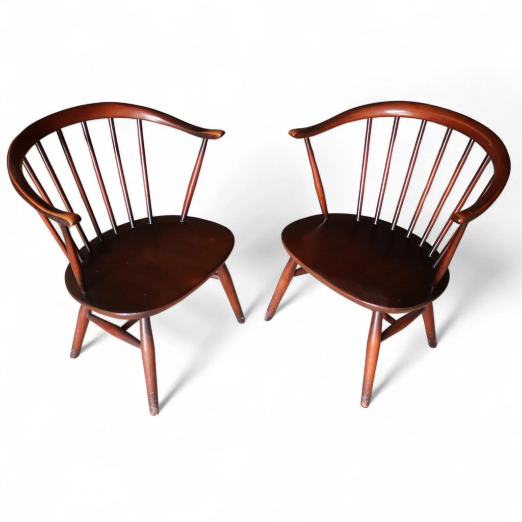 Pair Of Ercol 541 Cowhorn Low Fireside Lounge Chairs / Armchairs