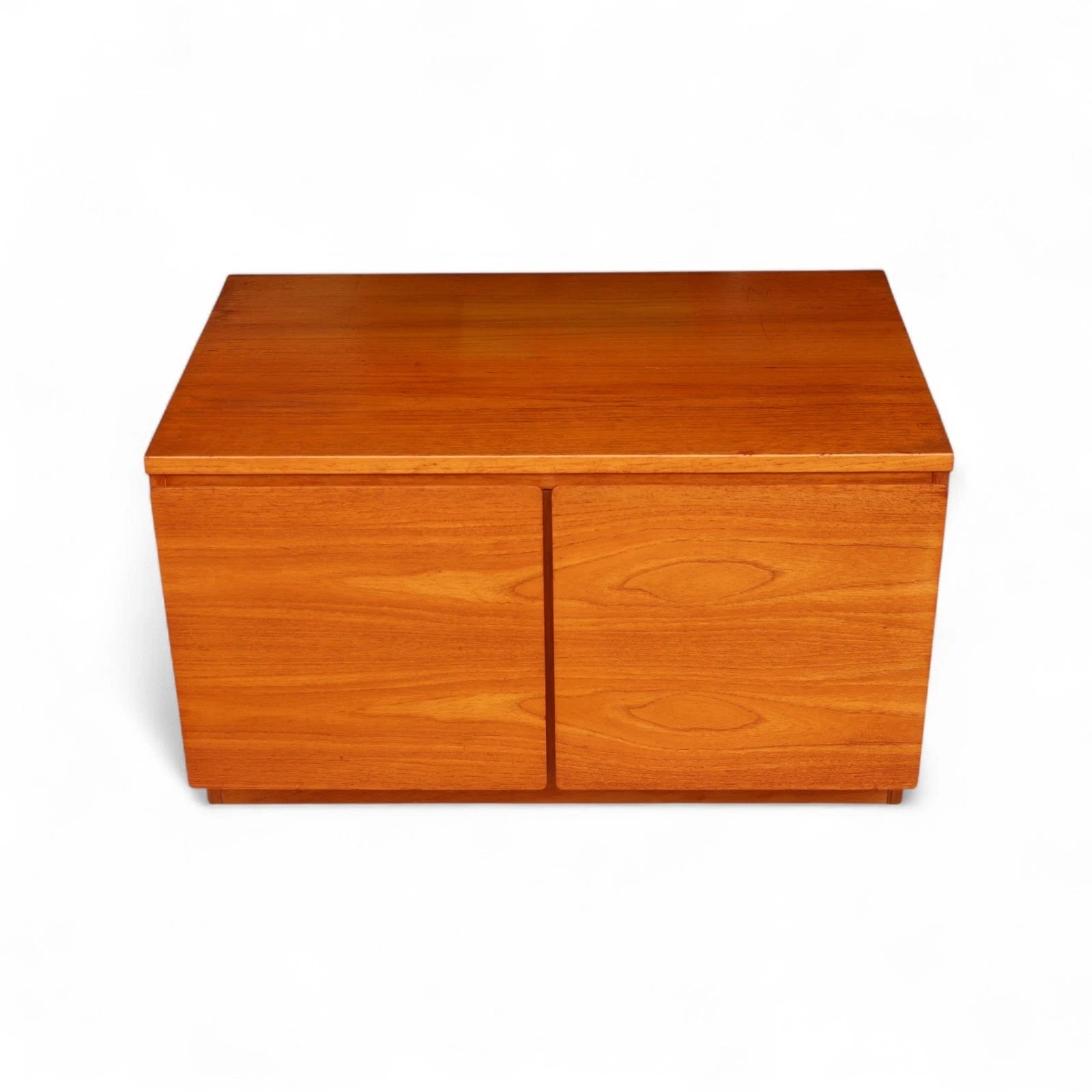 Mid Century Teak Beaver & Tapley Media Cabinet Tapley 33 Cupboard