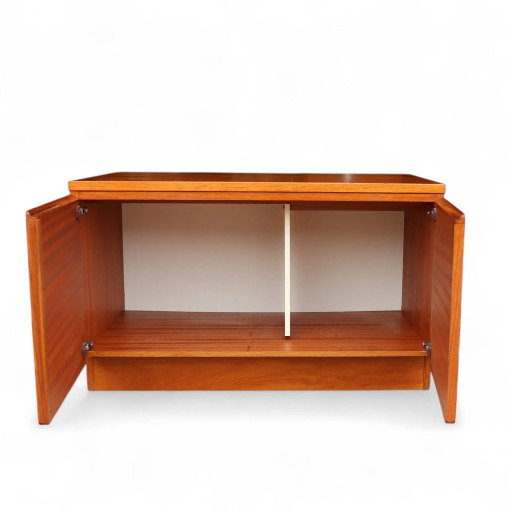 Mid Century Teak Beaver & Tapley Media Cabinet Tapley 33 Cupboard