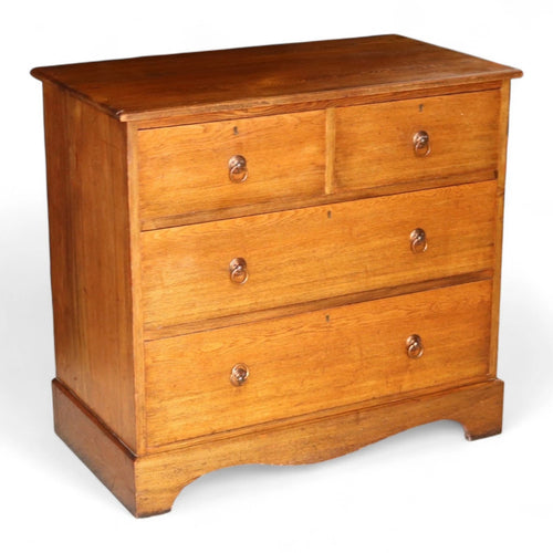 Antique 19th Century Oak Chest Of Drawers - Two Over Two Drawer