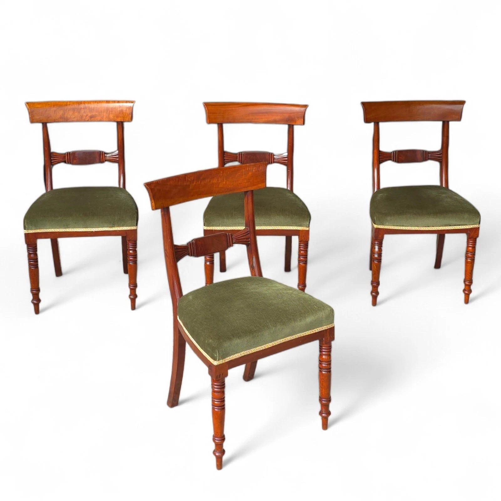 Set of 4 Antique Regency Mahogany Bar Back Dining Chairs - c.1835