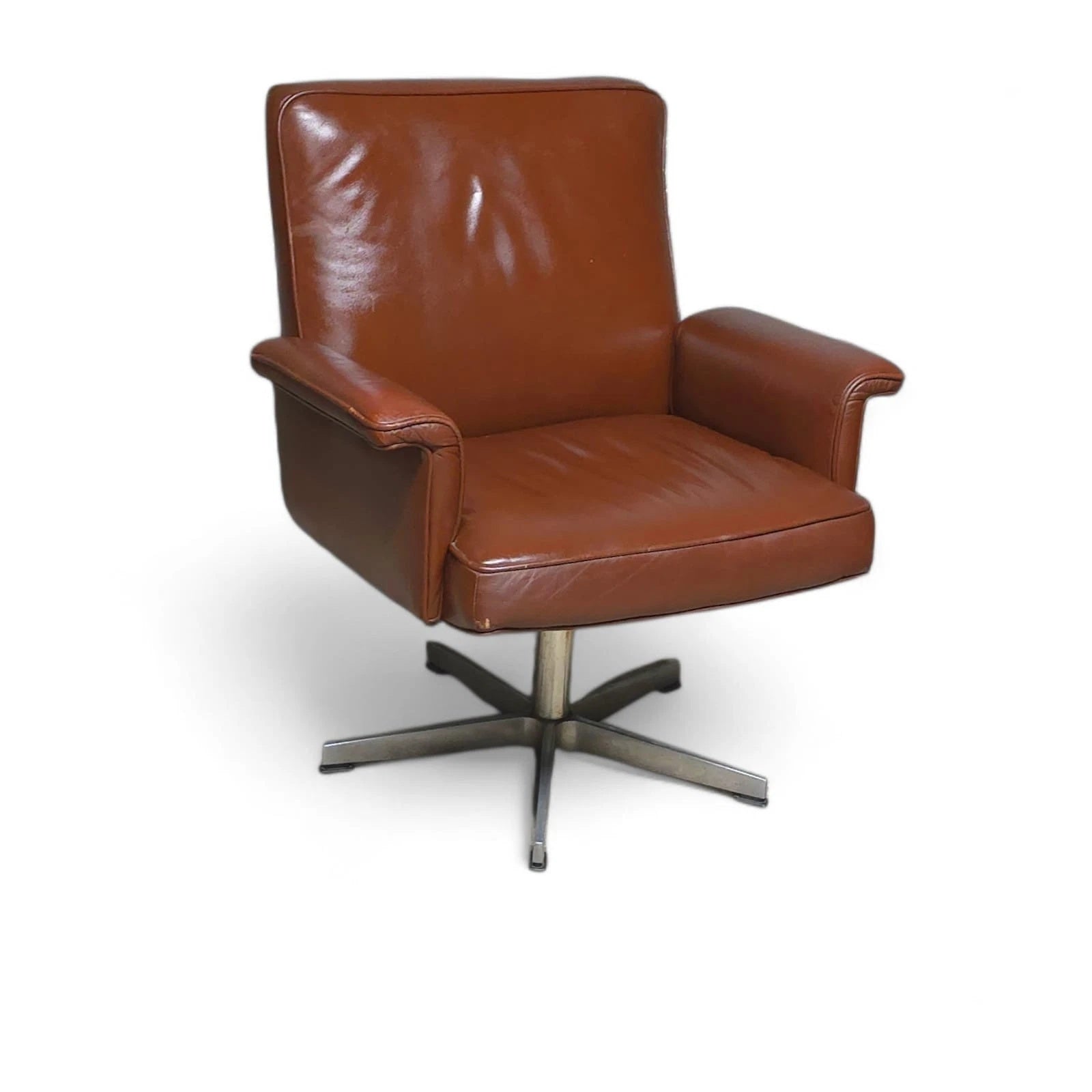 Vintage Mid-Century Brown Leather Swivel Chair (DS-35 Style) Armchair