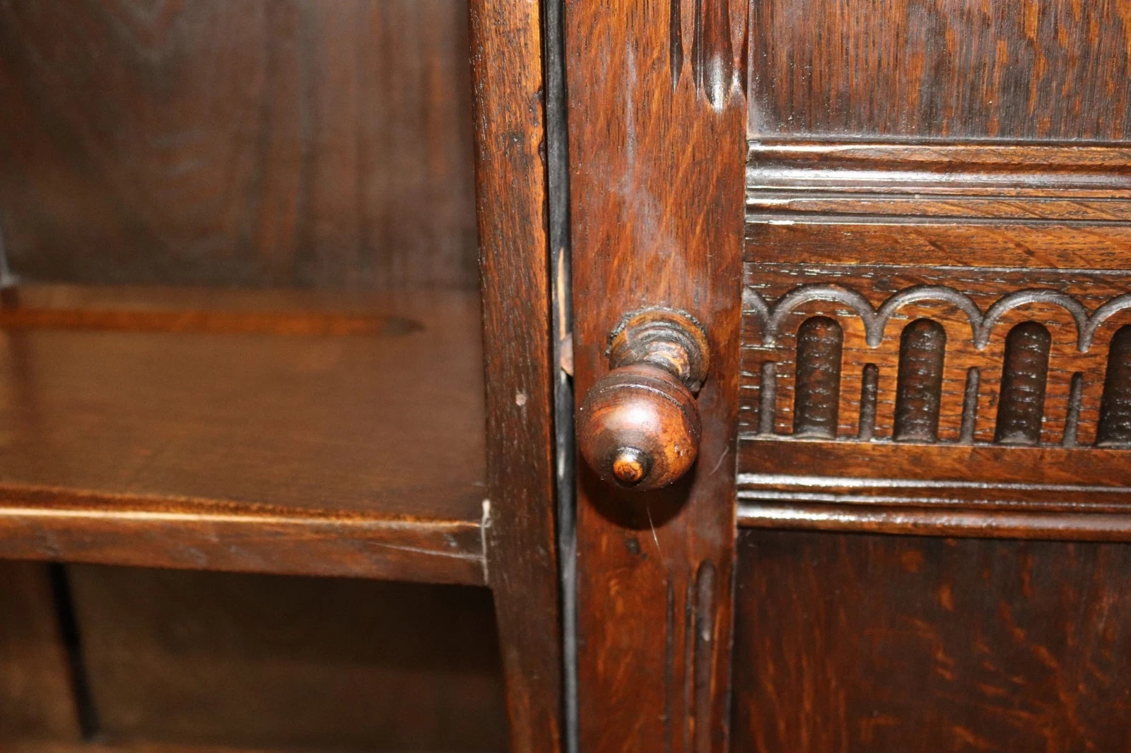 Antique Oak Welsh Dresser Sideboard Cupboard
