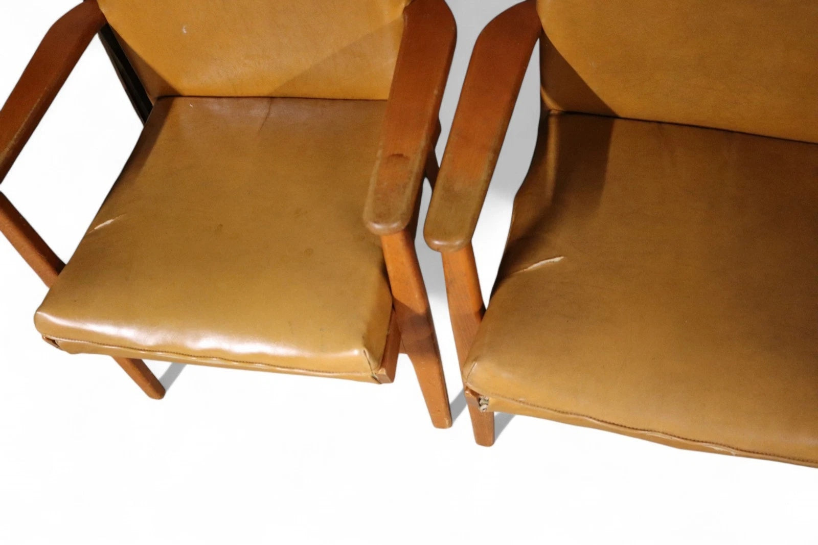 Pair of Vintage Parker Knoll PK 733 Armchairs - Mid Century Beech - Tan Vinyl