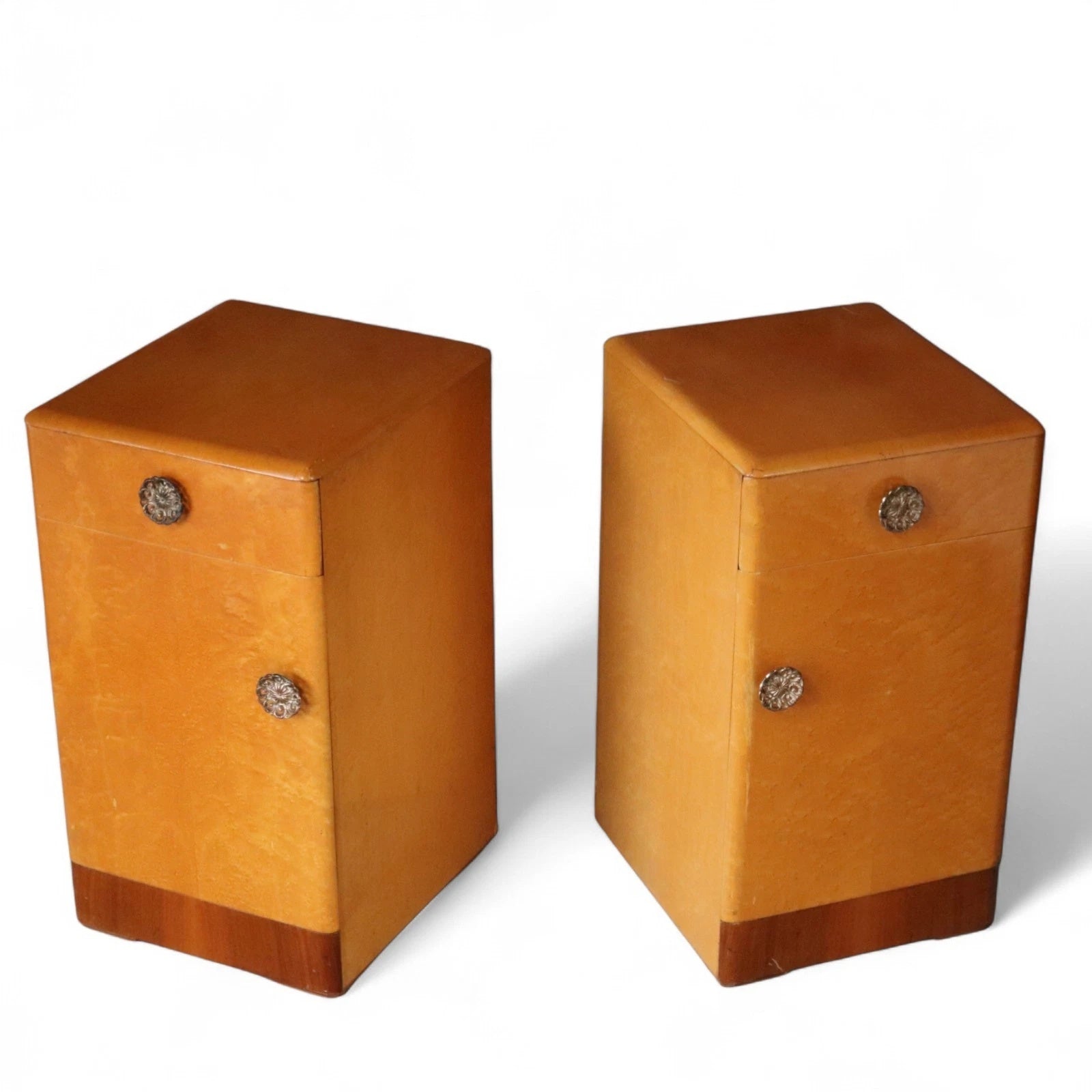 Pair Of Art Deco 1930s Birdseye Maple Bedside Cabinets - Vintage Nightstands