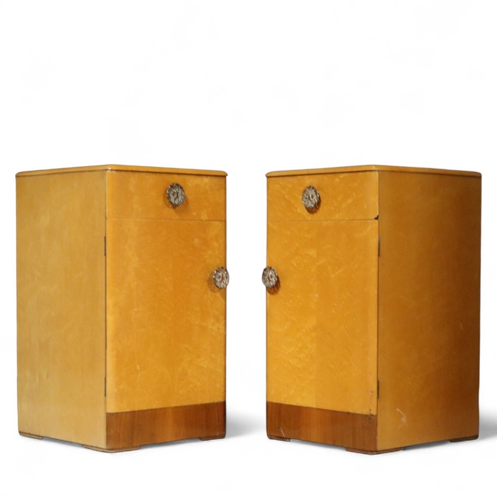 Pair Of Art Deco 1930s Birdseye Maple Bedside Cabinets - Vintage Nightstands